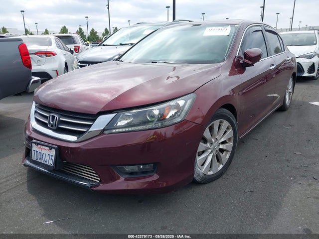Honda k24w1 2014 1HGCR2F77EA054305 Image 2