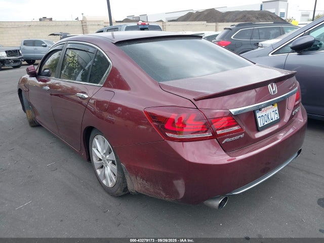 Honda k24w1 2014 1HGCR2F77EA054305 Image 3