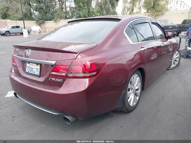 Honda k24w1 2014 1HGCR2F77EA054305 Image 4