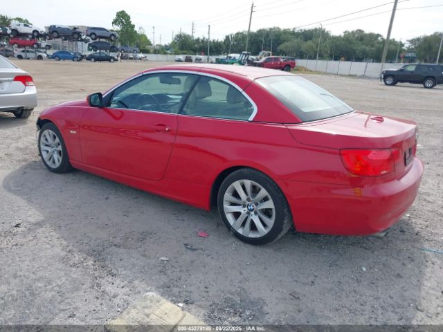 2013 BMW 328I WBADW3C57DJ526633 Photo 2