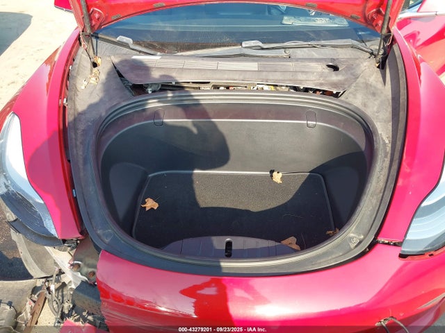 2018 TESLA MODEL 3 5YJ3E1EB8JF065728 Photo 9