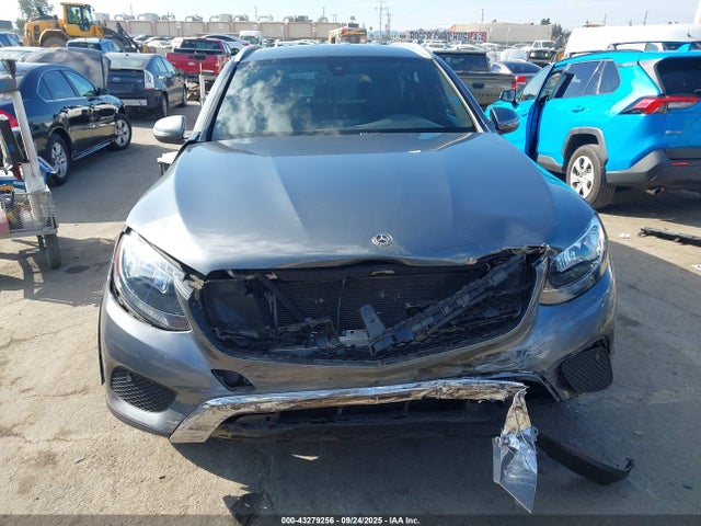 WDC0G4JB4KF607841 Mercedes-Benz m274
