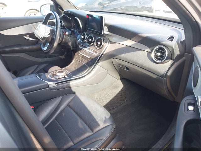 WDC0G4JB4KF607841 Mercedes-Benz m274