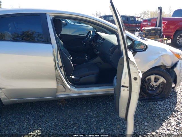 KNADM4A3XF6487197 KIA RIO LX