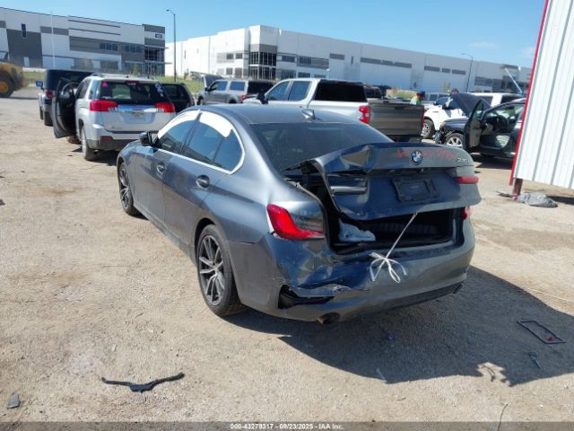 2021 BMW 330I 3MW5R1J04M8C10609 Photo 2