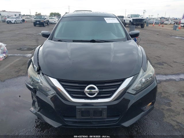 1N4AL3APXHC496255 Nissan 2017