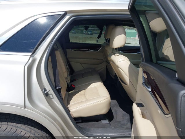 2017 CADILLAC XT5 1GYKNBRS6HZ135818 Photo 7