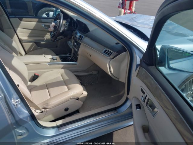 2014 MERCEDES-BENZ E 350 WDDHF5KB9EA885402 Photo 4