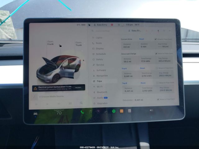 2024 TESLA MODEL Y 7SAYGDED1RA327121 Photo 6
