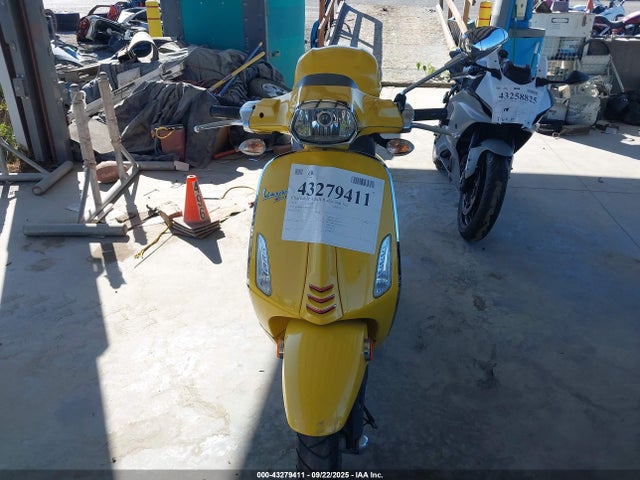 ZAPM818G6G5401372 Vespa 2016