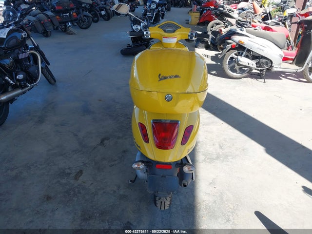 ZAPM818G6G5401372 Vespa 2016