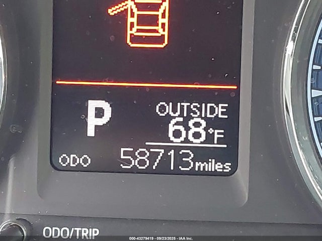 Toyota COROLLA LE 2018 5YFBURHE6JP848229 Image 15