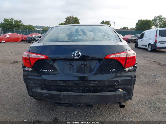 Toyota COROLLA LE 2018 5YFBURHE6JP848229 Image 16
