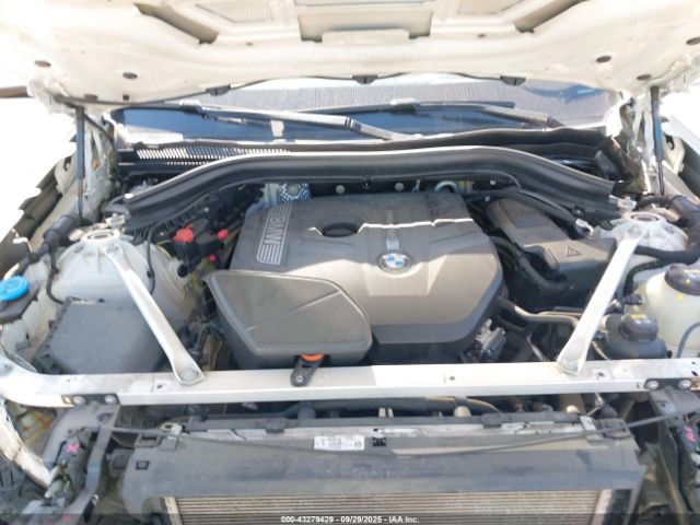 2018 BMW X3 5UXTR9C52JLD60645 Photo 9