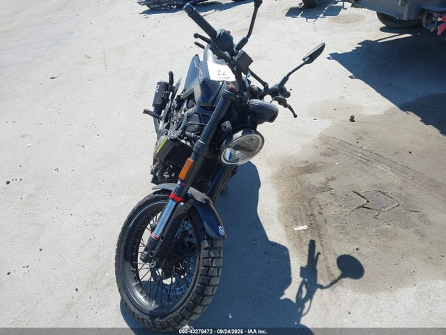Aukcja sprzedaży 2023 Husqvarna Vitpilen 401/svartpilen 401, vin: MD2JUJ402PC225807, numer aukcji: 43279472