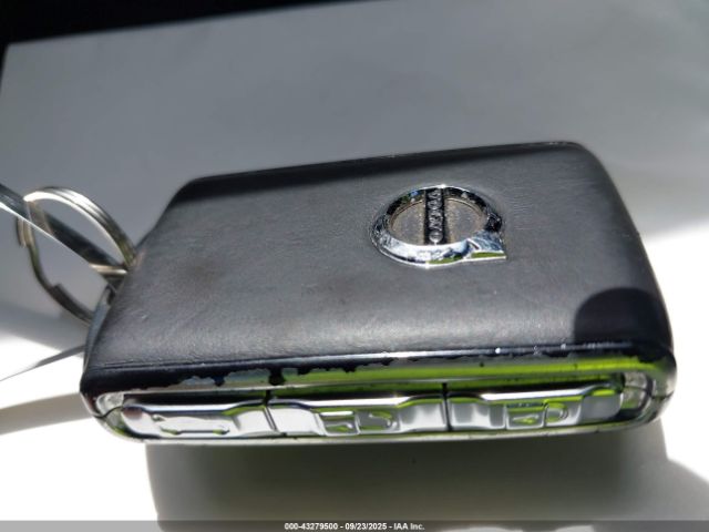 2018 VOLVO XC60 YV4A22RL7J1032833 Photo 10