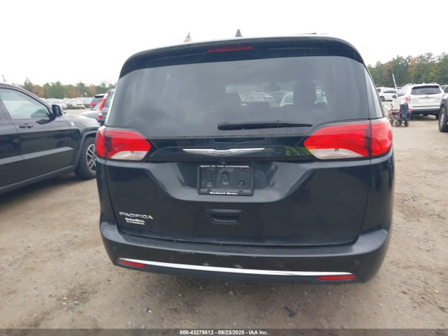Chrysler Pacifica 2017 2C4RC1BG2HR594588 Image 12
