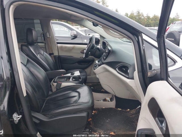 Chrysler Pacifica 2017 2C4RC1BG2HR594588 Image 5