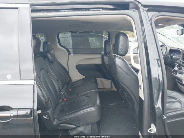 Chrysler Pacifica 2017 2C4RC1BG2HR594588 Image 8