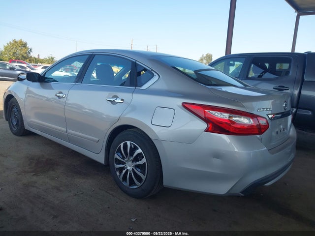Nissan 2016 2016 1N4AL3AP0GN379738 Image 3