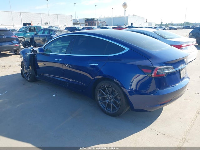 2019 TESLA MODEL 3 5YJ3E1EB2KF452874 Photo 2