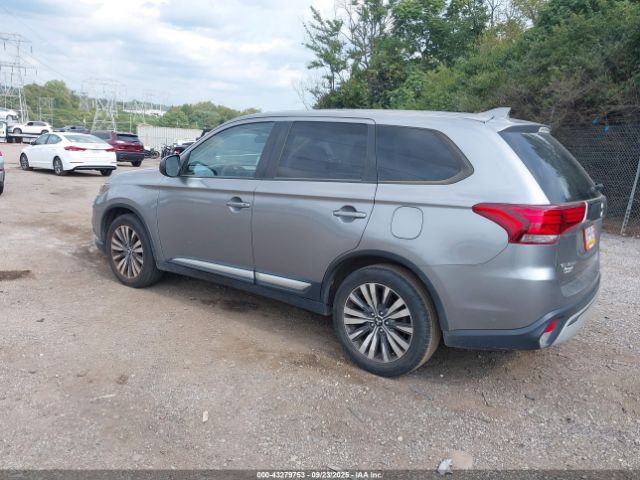 2020 MITSUBISHI OUTLANDER JA4AD2A33LZ048521 Photo 2