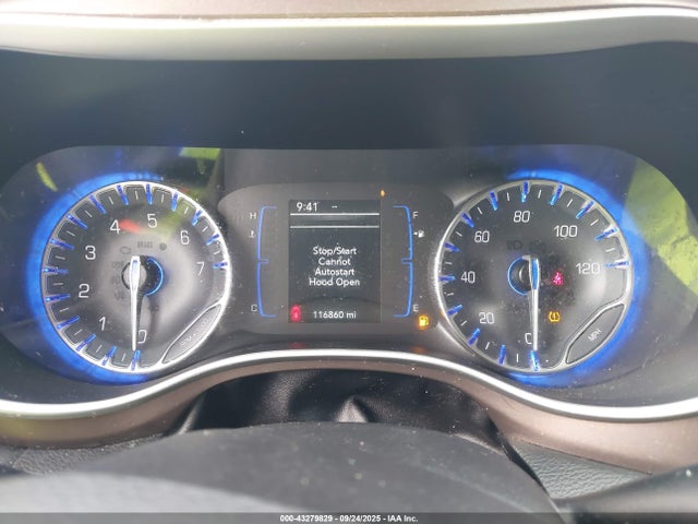 Продаж на аукціоні авто 2019 Chrysler Pacifica Touring L, vin: 2C4RC1BG4KR537347, номер лоту: 43279829
