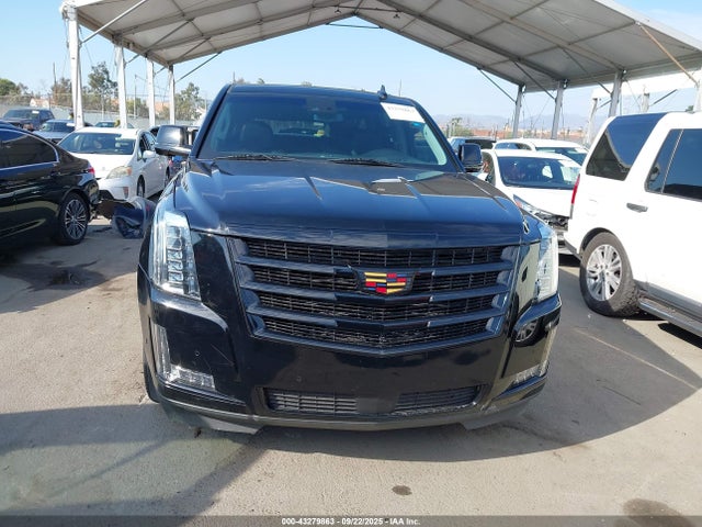 43279863 :رقم المزاد ، 1GYS4JKJ4JR346553 vin ، 2018 Cadillac Escalade Esv Premium Luxury مزاد بيع