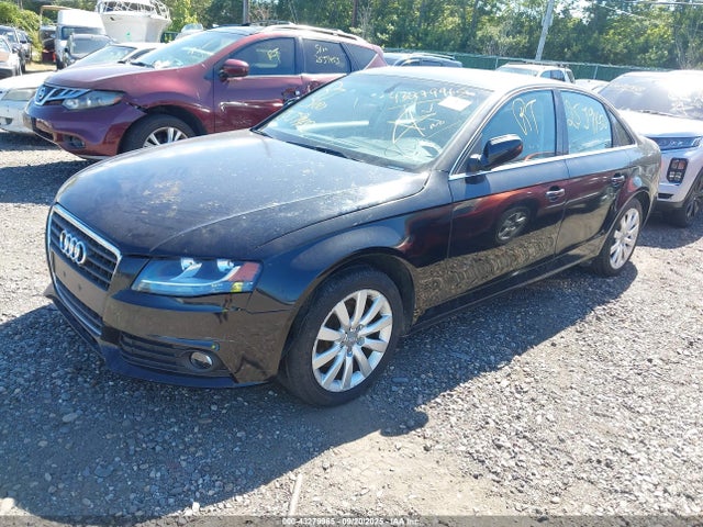 2011 AUDI A4 WAUFFAFL0BN033650 Photo 1
