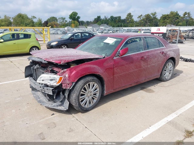 2014 CHRYSLER 300 2C3CCARG8EH255688 Photo 1