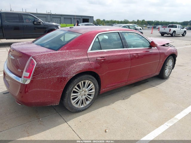 2014 CHRYSLER 300 2C3CCARG8EH255688 Photo 3