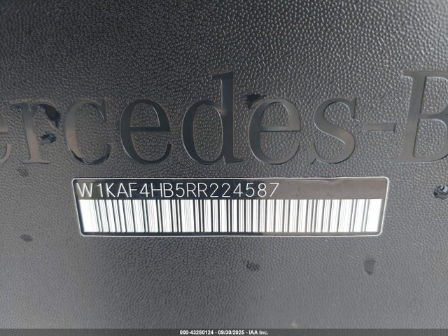 43280124 :رقم المزاد ، W1KAF4HB5RR224587 vin ، 2024 Mercedes-benz C 300 مزاد بيع