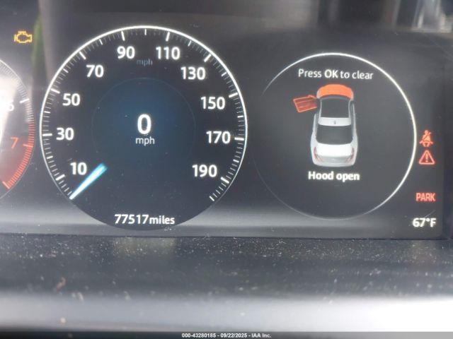 2017 JAGUAR XJ SAJWJ2GD4H8W04869 Photo 6