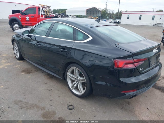2018 AUDI A5 WAUFNCF55JA113564 Photo 2