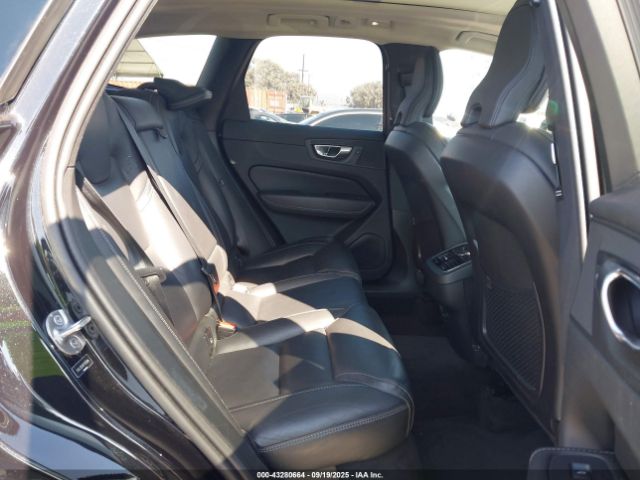 2023 VOLVO XC60 YV4L12DA9P1395144 Photo 7