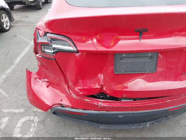 5YJYGDEF5LF002190 Tesla Model Y