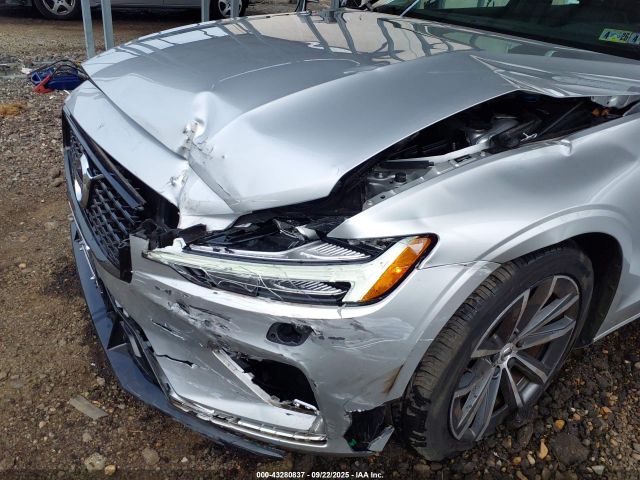 2022 VOLVO S60 7JRL12TZ9NG174424 Photo 5