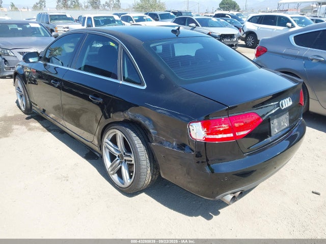 2010 AUDI A4 WAUEFAFL0AN061149 Photo 2