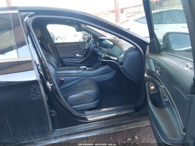 2020 MERCEDES-BENZ S 560 WDDUG8DB8LA524041 Photo 4