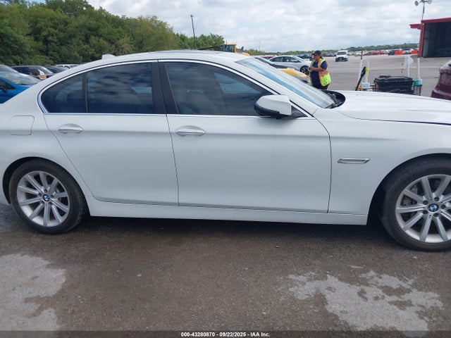 BMW 535i 2014 WBA5B1C59ED482543 Image 13