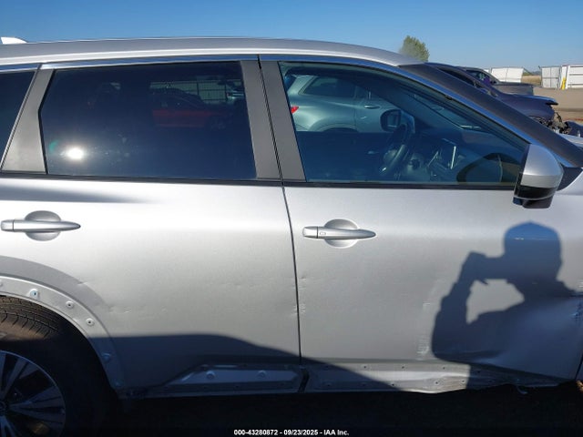5N1BT3BB8PC788109 Nissan Rogue Sv Intelligent Awd