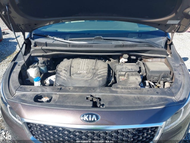 KNDMC5C1XJ6372650 KIA 2018