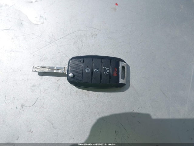 KIA g 2018 KNDJP3A50J7512409 Image 11