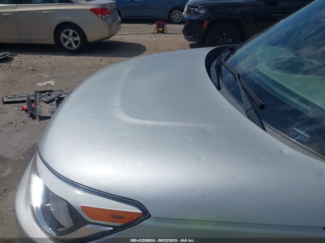 KIA g 2018 KNDJP3A50J7512409 Image 6
