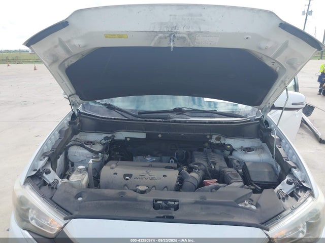 Mitsubishi dohc mivec 2016 JA4AP3AU0GZ034636 Image 10