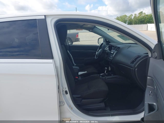 Mitsubishi dohc mivec 2016 JA4AP3AU0GZ034636 Image 5