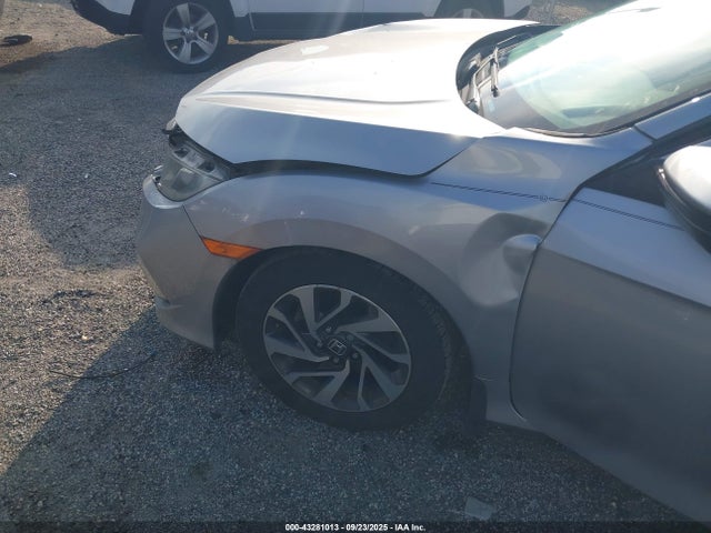 43281013 :رقم المزاد ، 2HGFC4B67KH303531 vin ، 2019 Honda Civic Lx مزاد بيع