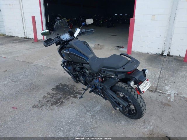 Harley-Davidson Revolution Max 1250 2023 1HD1ZES12PB302870 Image 3