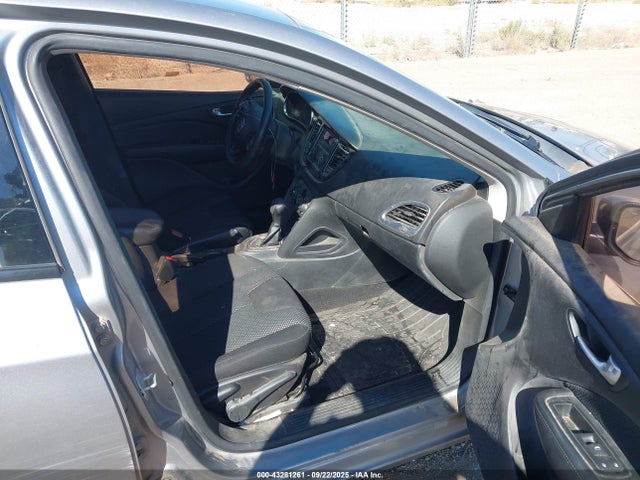 1C3CDFAA8GD606729 Dodge 2016