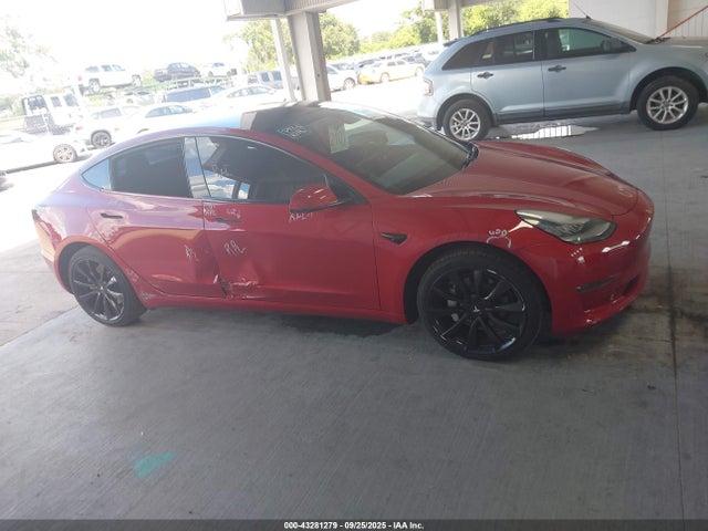 Tesla 2018 2018 5YJ3E1EB6JF117213 Image 14